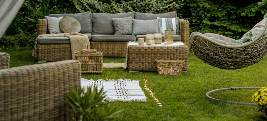 Image of garden furniture. 